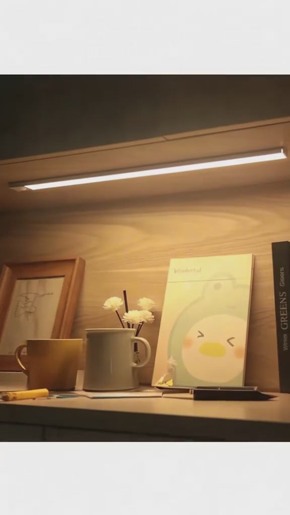 Lumière Automatique 3-en-1 — Barre LED à Détection de Mouvement (Rechargeable USB-C)